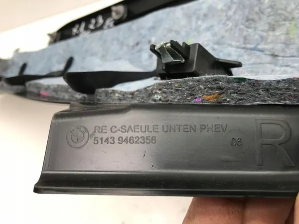 BMW OEM 9462356 Cubrepilar Derecho Trasero Usado image 6