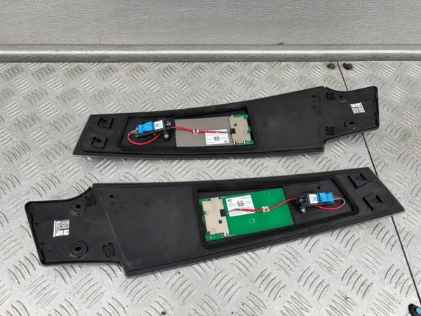 Cobertura Câmara Pilar Tesla Model 3 OEM 1496709-00-B image 3