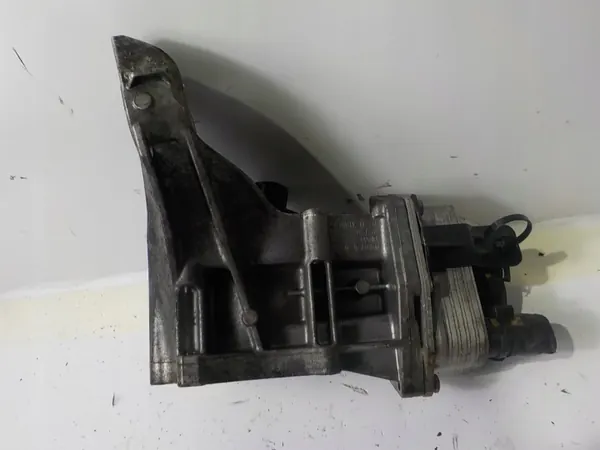Jaguar Ölfilterbasis OEM 70515389 CX23-6L625-AA image 4