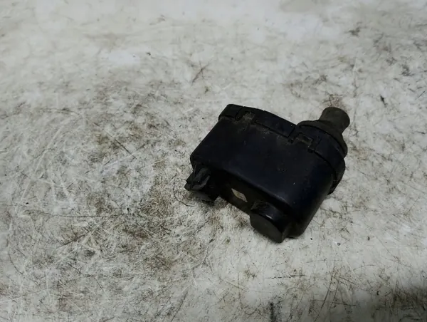 Scheinwerfer-Einstellmotor OEM 321941295 - Gebraucht image 3
