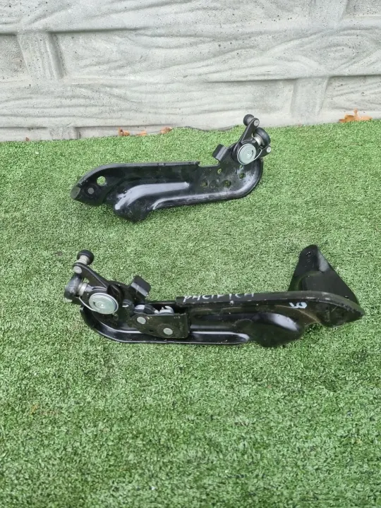 Rouleau Porte Inférieur Gauche Arrière Chrysler Pacifica II OEM image 7