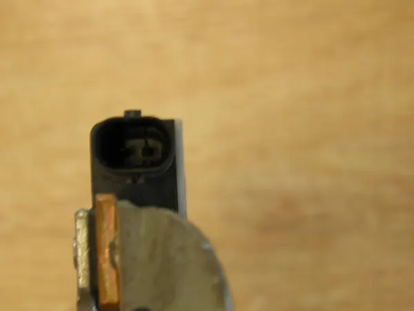 Negative Terminal 7631109-01 BMW F30 F31 image 3