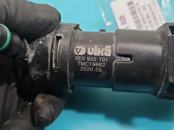 Linker Koplampenreiniger Audi A4 B6 8E0955101 image 6