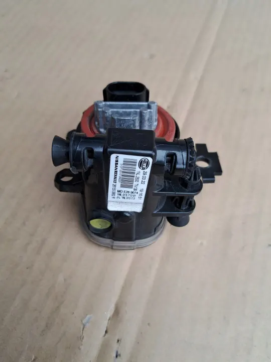 OEM 261550862R Halogen DRL Höger Sida image 3