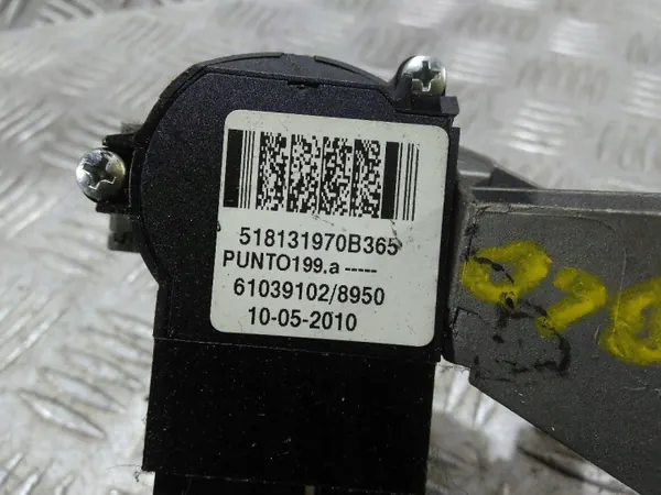 Fiat Doblo II contactsleutel OEM 518131970 - Gebruikt image 3