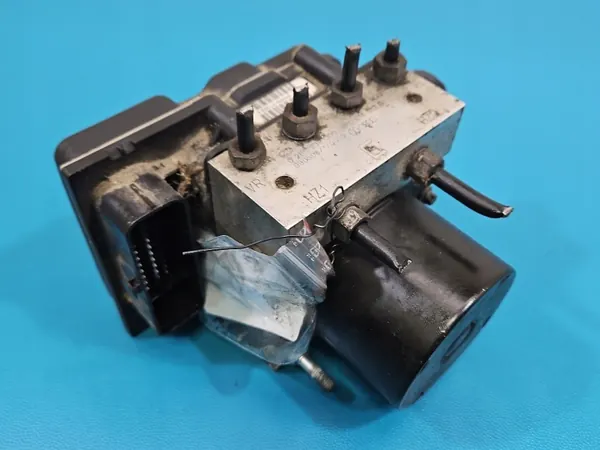 Bomba ABS usada OEM 0265239000 para Seat Ibiza IV image 2