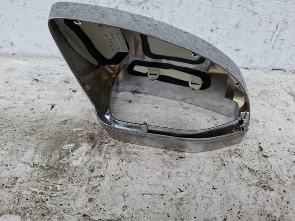 Audi S8 D5 2019-25 OEM 4N1857527A Spiegelabdeckung Chrom Links image 3