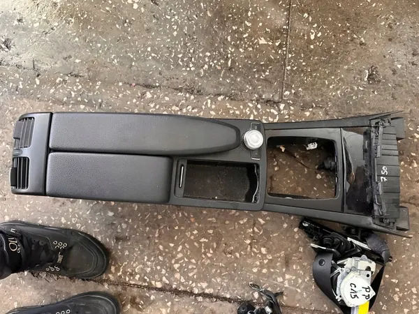 Middenconsole armsteun Mercedes C-Klasse W204 OEM TUNEL W204 image 3