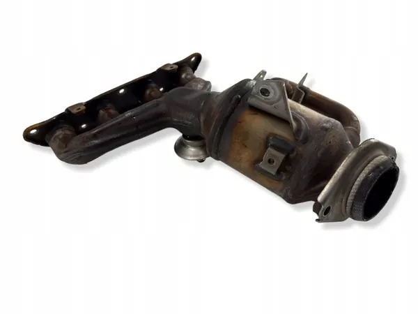 Toyota Corolla E210 Katalysator OEM LAA27103 image 8