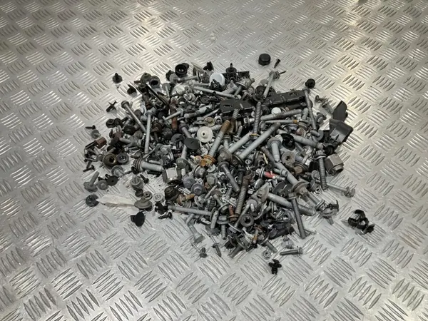 Parafusos de desmontagem DG6934 para Opel Corsa F 1.2 VTI image 2