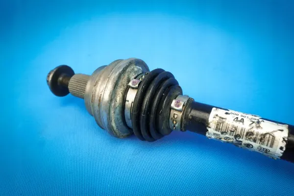 Bakre höger halvaxel OEM 5Q0501204A för Audi A3 image 4