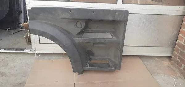 Degrau Cabina DAF XF 105 Lado Direito OEM 1836305 image 2