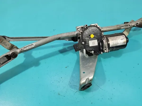 Motor limpiaparabrisas Mercedes A2469065900 - Usado image 10