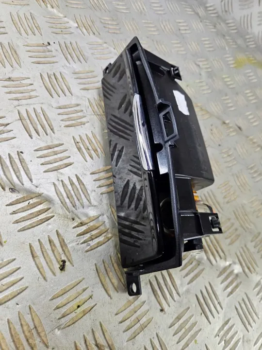 Asbak Ford Mondeo MK4 OEM - Pre-facelift Titanium image 5