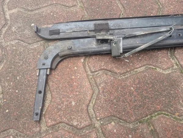 OEM 191877681A Zonnedaklifter voor VW Golf II image 3