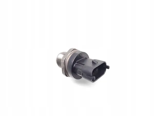 Sensor presión combustible OEM 0281006164 Fiat Doblo image 4