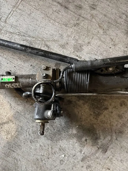 Caixa de direção Audi A6 S6 C4 2.5TDI, 1996 image 2