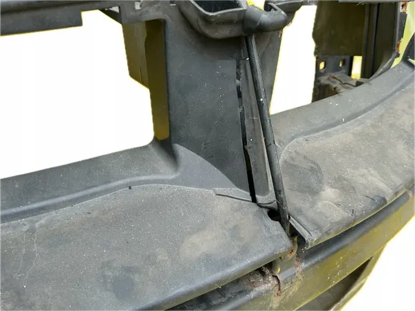 Etuvahvistusalkki BMW E90 E91 Lift image 8