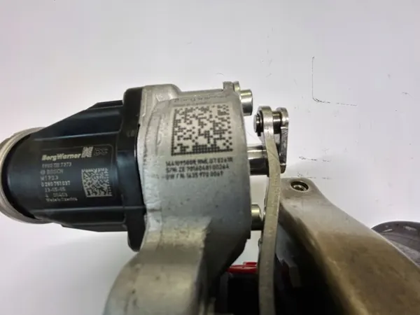 Renault Megane 4 Turbo OEM 144109500R 6081424100 image 7