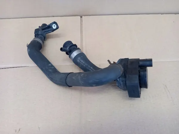 Bomba auxiliar Mercedes W205 OEM A2048350364 image 3