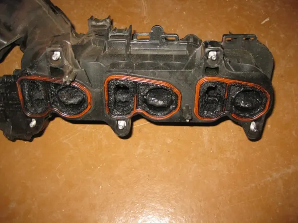 BMW Insugsgrenrör OEM 8513854.07 1.5 bensin image 3