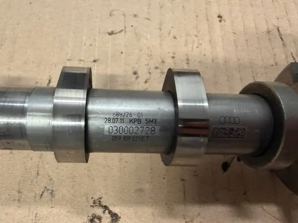 Audi VW 3.0 TDI Nokkenas OEM 059109021ET image 4