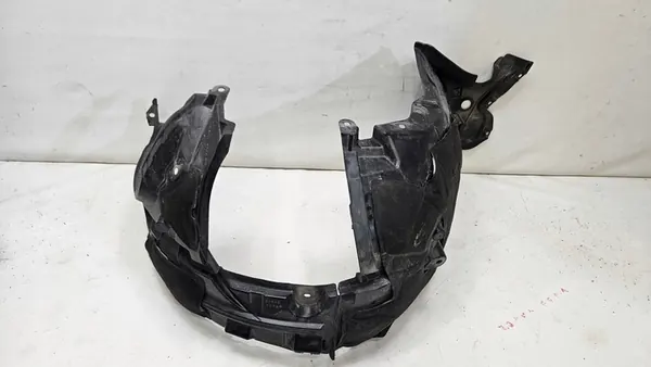 Front Right Wheel Arch Nissan X-Trail image 9