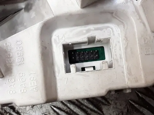Module climatisation Ford Fiesta OEM 8a6118549ae image 8