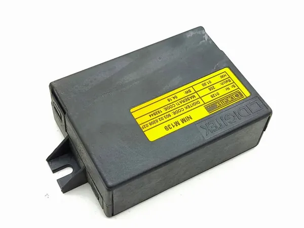 Módulo de techo solar Maserati Quattroporte 2005 OEM AMD205078 image 3