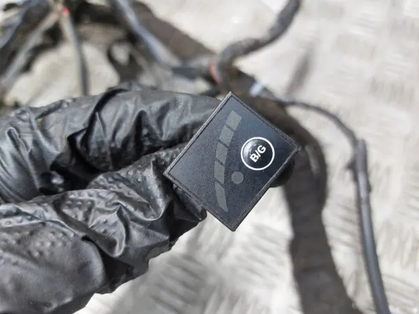 LPG Kit OEM 67R-014903 Stag-4 Plus Installation image 3