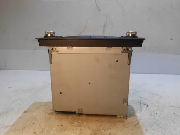 Radio d'origine Audi A3 8P OEM 8P0035186AB image 10