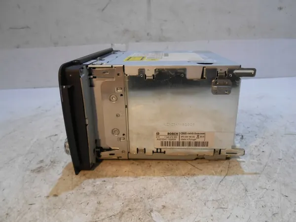 Radio d'origine Audi A3 8P OEM 8P0035186AB image 5
