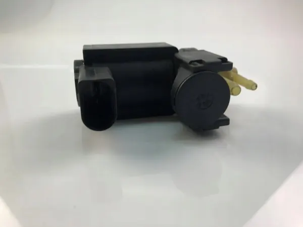 Válvula Solenoide Volvo XC60 OEM 14511852 Usada image 3
