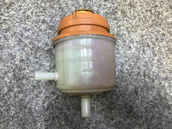 Servolenkungsbehälter Suzuki Grand Vitara II image 2