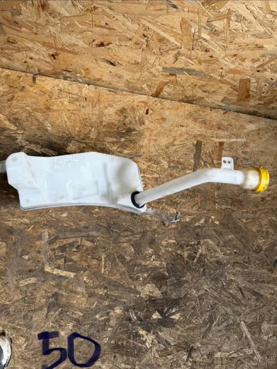 Pompe de réservoir lave-glace OEM 1604032026 Captur/Clio image 2