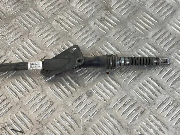 Câble de frein à main KIA Sorento 2017 image 3