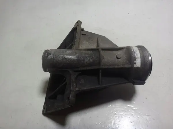 BMW OE 8655621 Aandrijfassteun Gebruikt image 2
