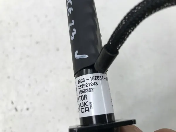 Jaguar E-Pace 2023 Charge Pyrotechnique Capot J9C316E634AC image 4
