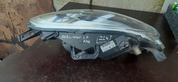 Linker Voorlicht Citroen Berlingo II image 4