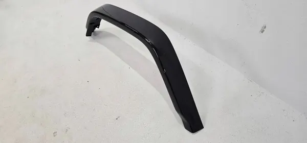 OEM A4638812800 Oikea takalokasuoja Mercedes G W463 image 3