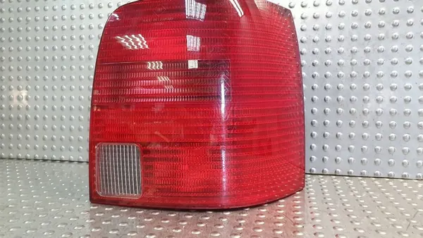 Luz trasera derecha VW Passat B5 95- 3B9945096G image 4