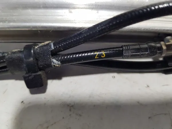Actuateur de toit Mercedes C207 W207 Cabrio droit 23 24 image 9