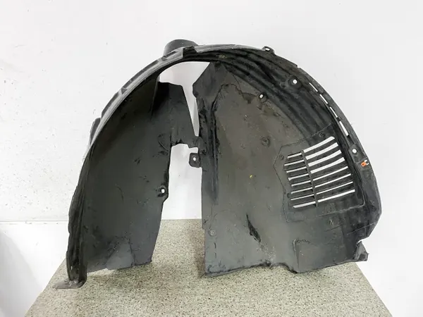 Voorrechter spatbord OEM 9825281680 Peugeot 3008/5008 image 2