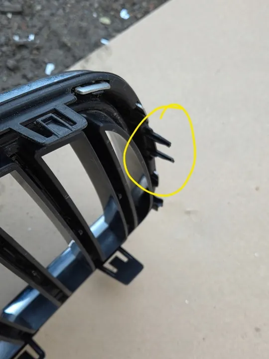 VOLVO S90 V90 16- CROSS COUNTRY Front Grill 31425407 image 6