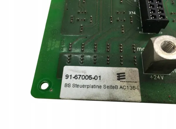 OEM 91-67005-01 Volvo Zekeringen Printplaat image 3