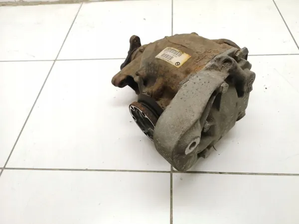 BMW OEM 7566169 Achterdifferentieel voor 1 Serie image 5