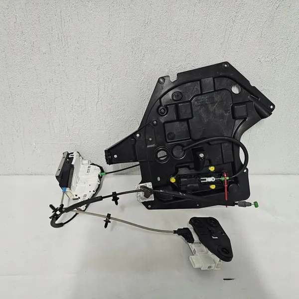 OEM 161433500D Tesla Dörrlåsaktuator Höger Bak image 2