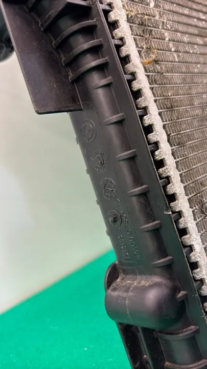 Radiador de agua BMW F20 F21 F22 F30 F32 8482622 image 3