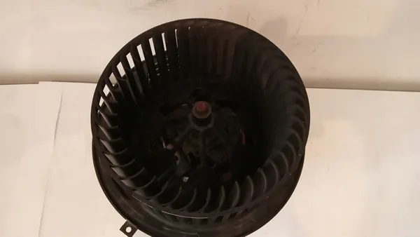 Motor de ventilador BMW E81 E87 E89 E90 E91 E93 F25 F26 image 2