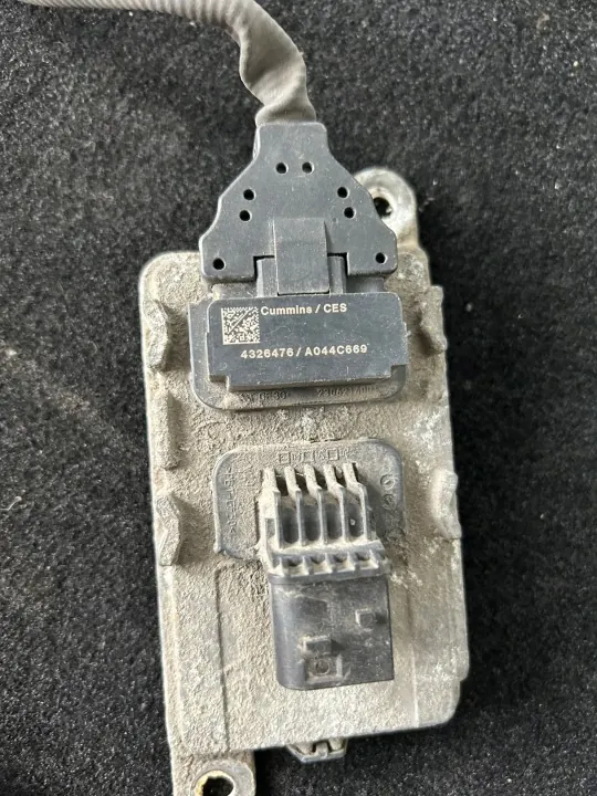 NOx-Sensor Nach Katalysator DAF XF 106 Cummins 4326476 image 3